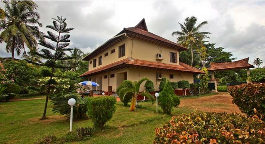 Casamaria Beach Resort Alappuzha Ngoại thất bức ảnh